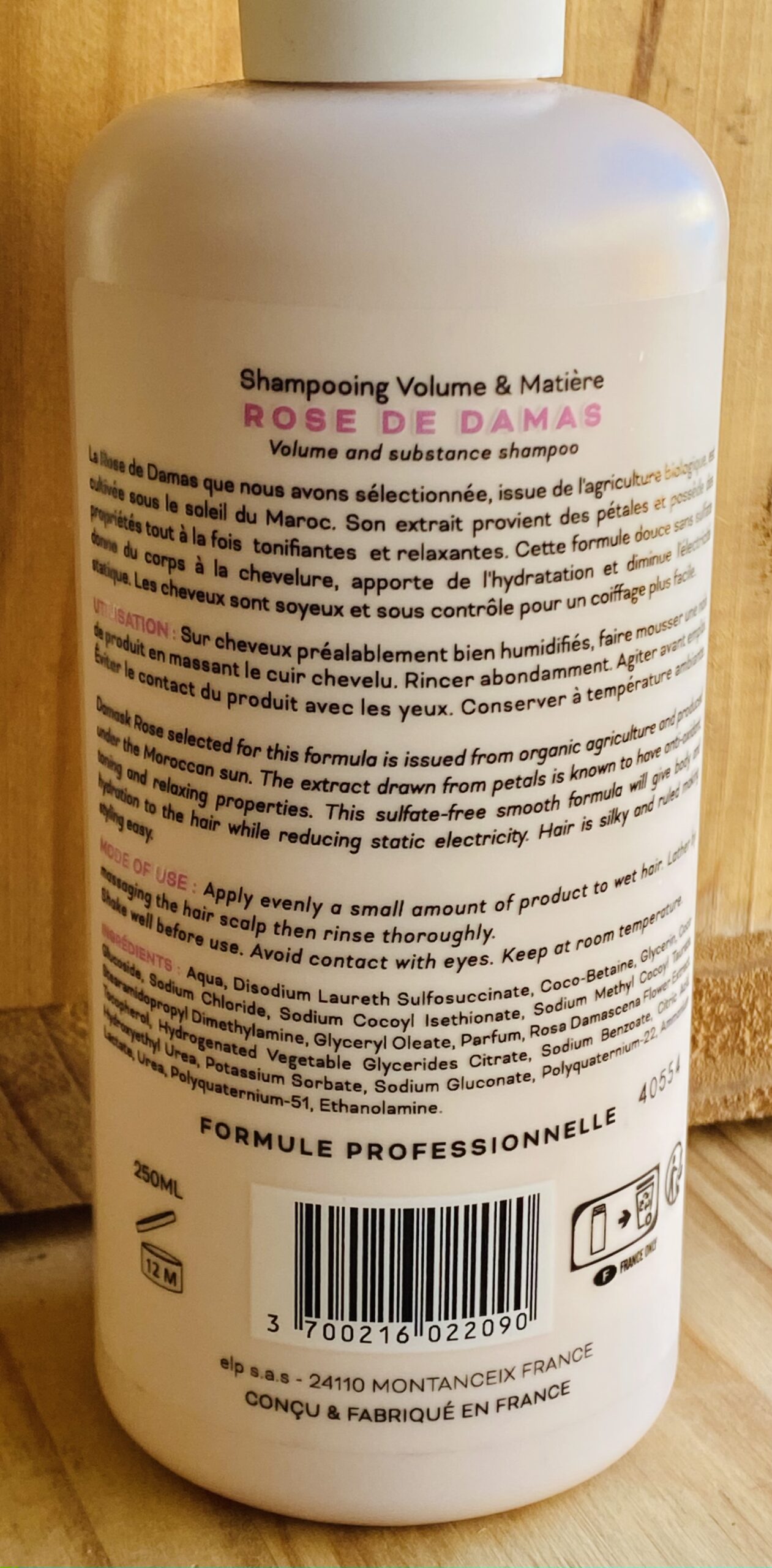 Dos bouteille de SHAMPOING rose de damas