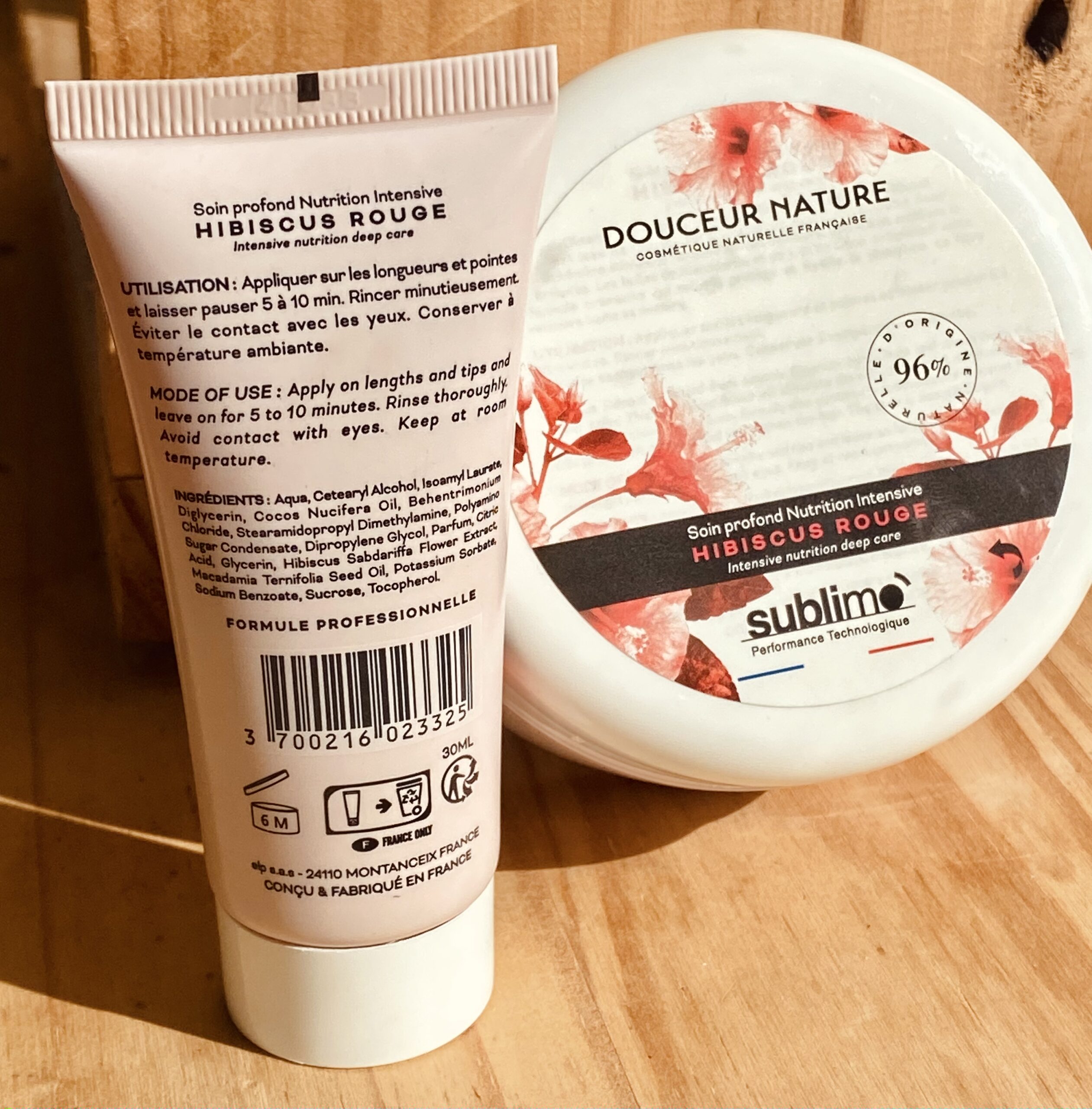 Dos soin profond hibiscus rouge